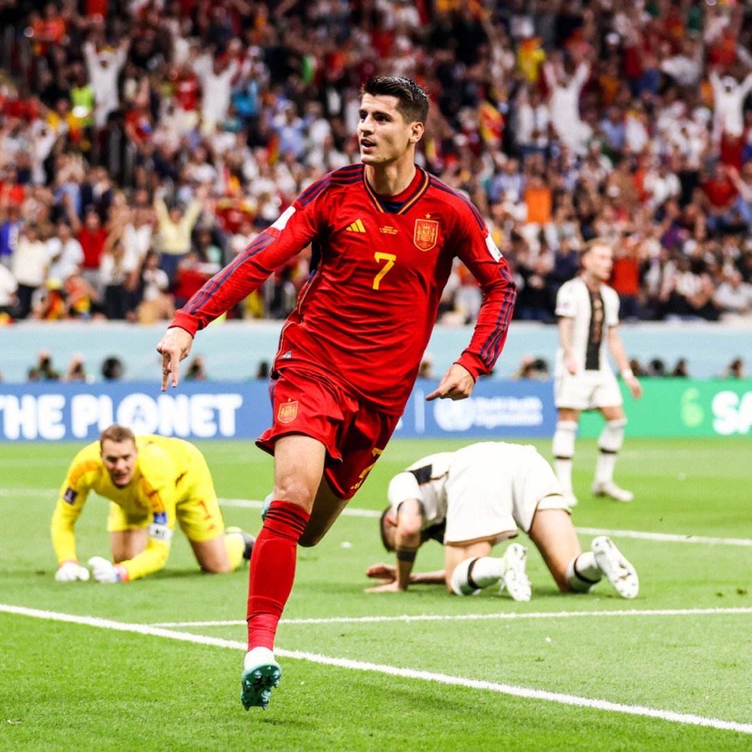 包含德国杯赛程吃紧，萨克拉门托国王集结日状态回暖，质疑声仍在，纪律约束更严格的词条